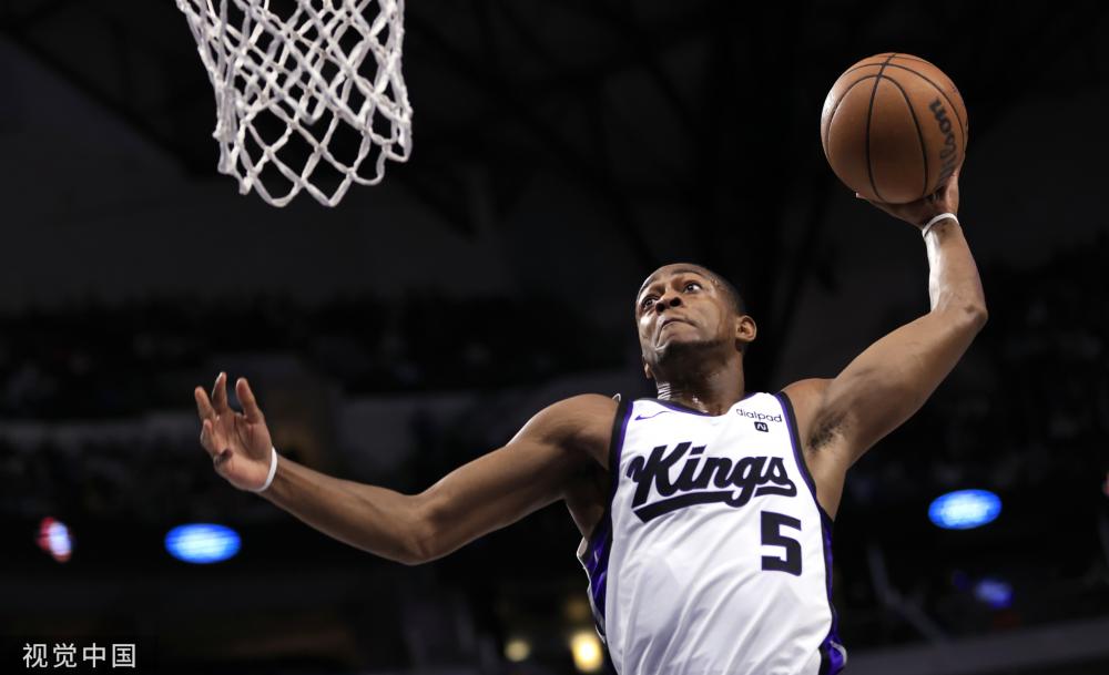 不禁让人对 不禁让人对