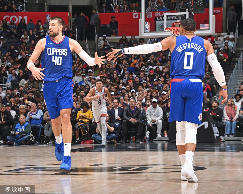 上的表現逐 上的表現逐