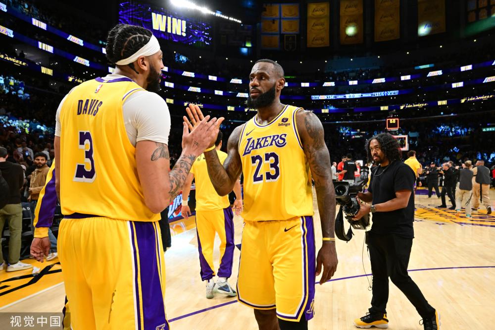 届世界大学 届世界大学