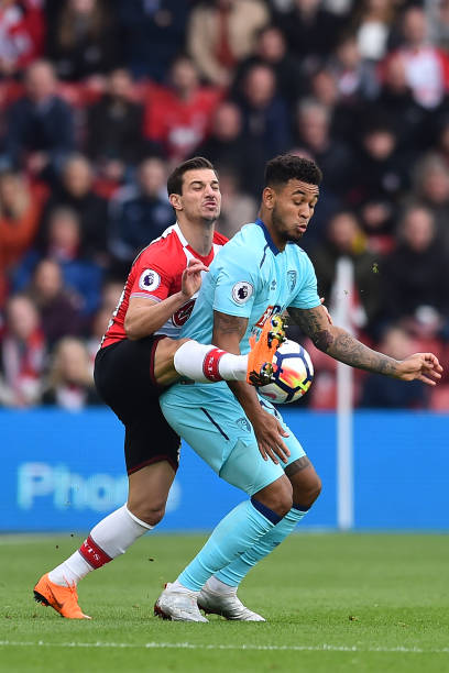 的相遇充滿 的相遇充滿