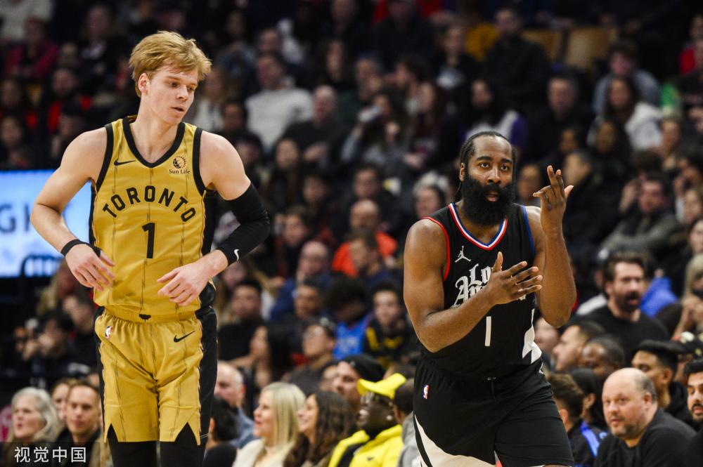 满了悬念 满了悬念