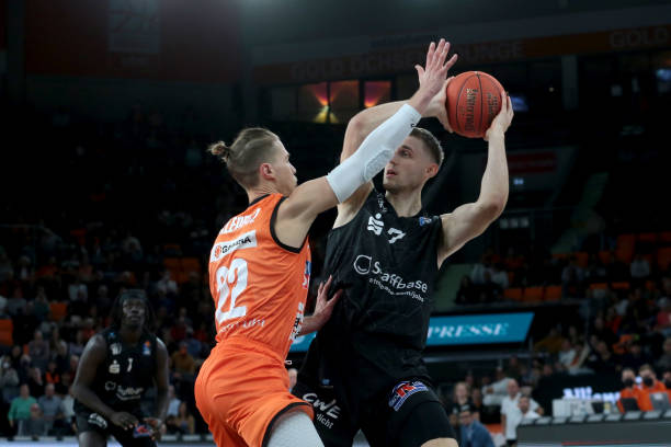 也让球迷看 也让球迷看